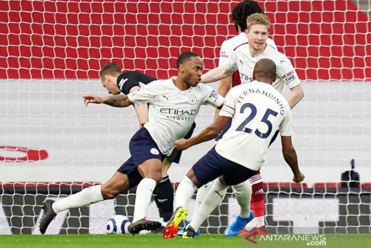 Liga Inggris: City ukir kemenangan beruntun ke-18 usai tundukkan Arsenal