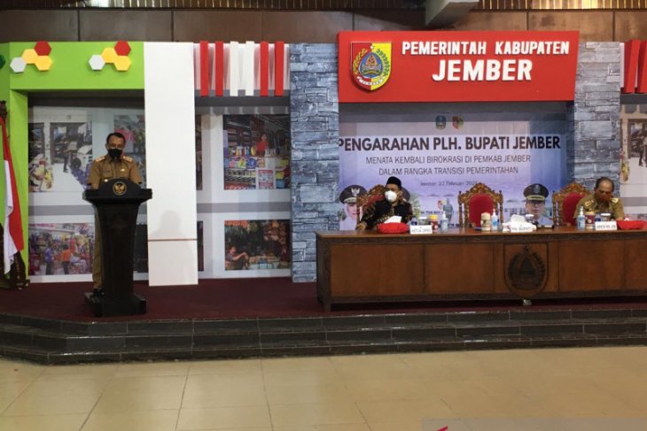 Plh Bupati Jember lakukan penataan birokrasi sesuai surat gubernur