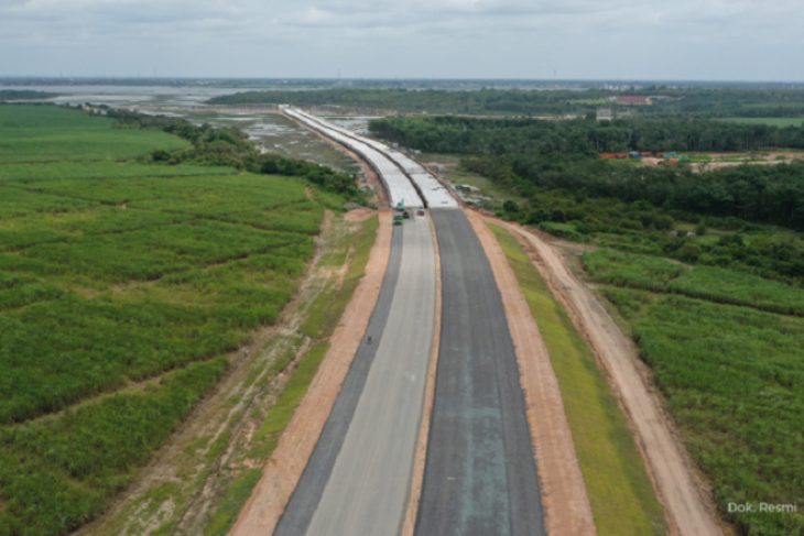 Pembangunan jalan tol di Jambi dalam proses pengukuran tanah