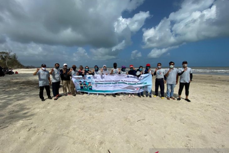 Gemilau Timah, Cara Edukasi Masyarakat Tentang Pengelolaan Sampah