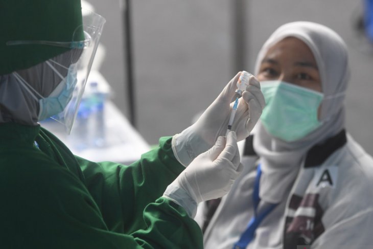 Dokter: Komorbid tak sebabkan reaksi alergi usai vaksin COVID-19