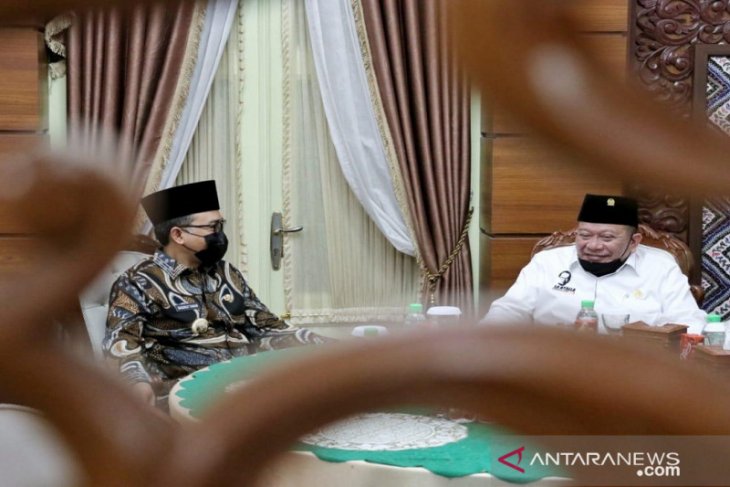Ketua DPD RI sampaikan pentingnya kekuatan ekonomi daerah