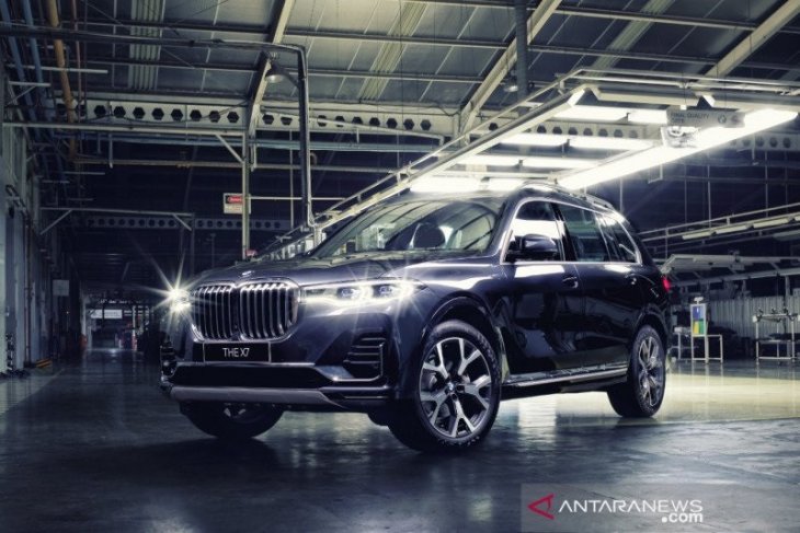 Peluncuran BMW X7 xDrive40i Opulence rakitan Indonesia