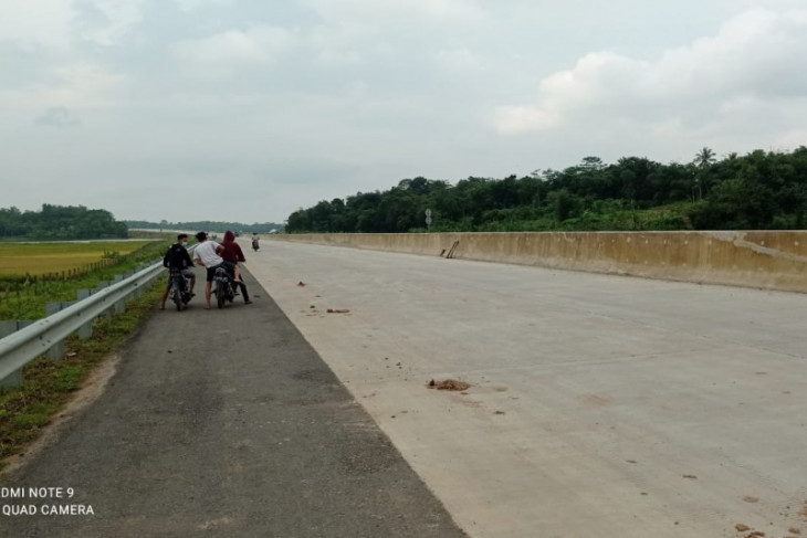 DPUPR Lebak apresiasi jalan tol Serang-Panimbang berdampak tumbuhkan ekonomi