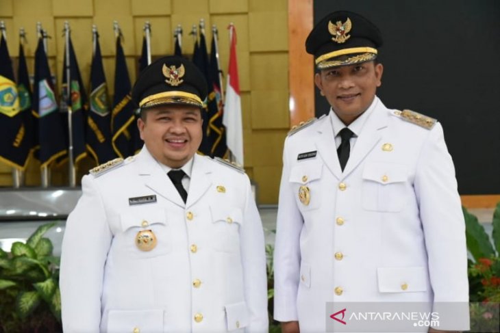 Dolly Pasaribu wakafkan diri untuk kemajuan Tapsel dan bekerja tanpa