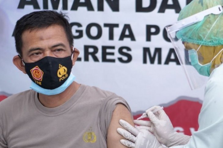 Sekitar 800 anggota Polres Madiun Kota jalani vaksinasi COVID-19