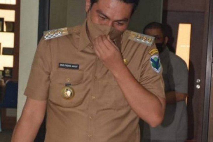 Hari pertama ngantor, Bupati Batanghari rapat tertutup dengan OPD