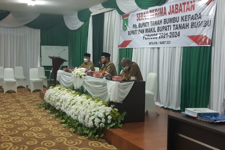Bupati komitmen bangun Tanah Bumbu lewat program 10 ribu tenaga kerja