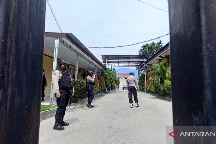 Dua teroris Poso tewas dalam kontak tembak