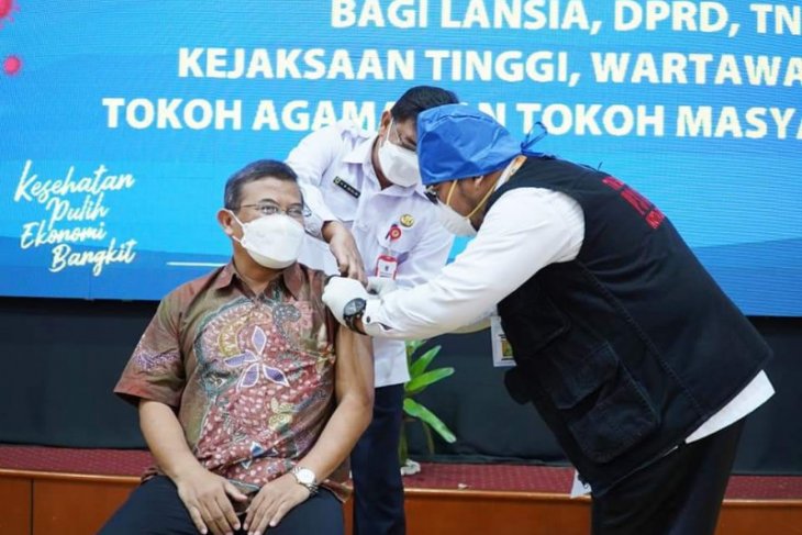 Rektor ULM: Vaksinasi menjadi harapan dibuka perkuliahan tatap muka