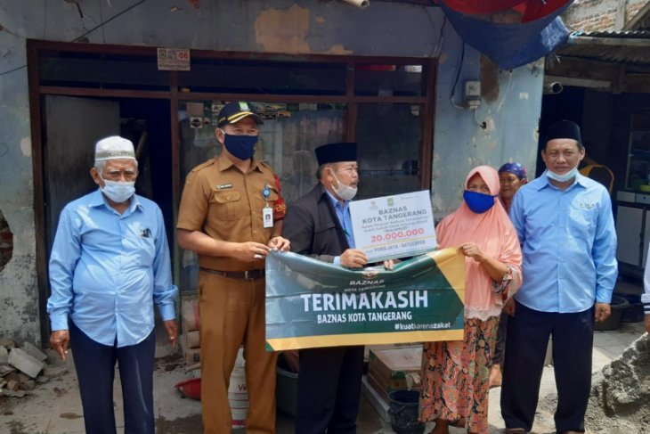 Program bedah rumah, Baznas Kota Tangerang salurkan Rp20 juta