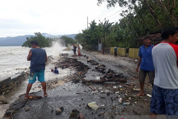 Polsek Leihitu telah data kerusakan rumah akibat cuaca ekstrem