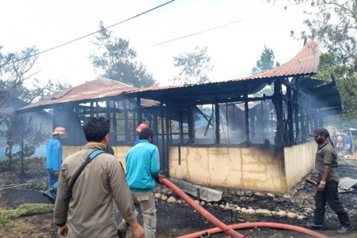 Polisi dalami kasus pembakaran rumah karyawan RRI