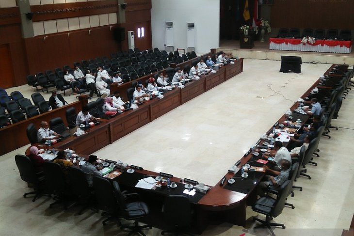 DPRD Maluku pertanyakan pengadaan mobil dinas oleh perwakilan di Jakarta
