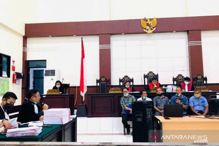 Hakim Tipikor PN Ambon gelar sidang korupsi dana BOS SMK Negeri 3 Banda Naira