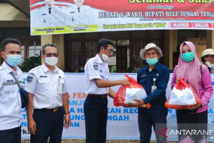 ASDP Batulicin salurkan bantuan korban pasca banjir di Kalsel