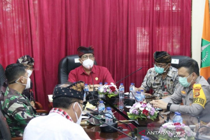 Zona merah, Bupati dan Wakil Bupati Tabanan putuskan