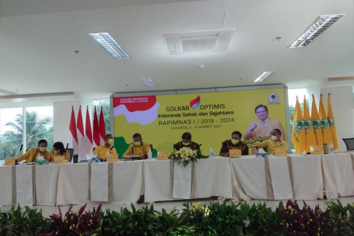 Airlangga Hartarto umumkan hasil Rapimnas I Golkar 2021