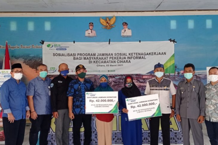 BPJAMSOSTEK beri santunan kematian dua petani Cihara-Lebak