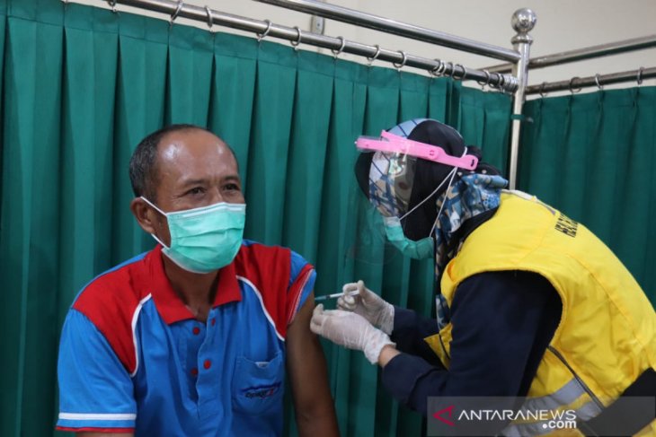 Pemprov Bengkulu jemput bola ke perkantoran guna vaksinasi COVID-19