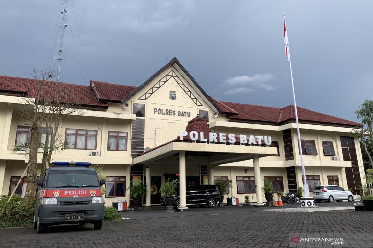 Sejumlah saksi diperiksa polisi terkait kematian dua mahasiswa UIN Malang