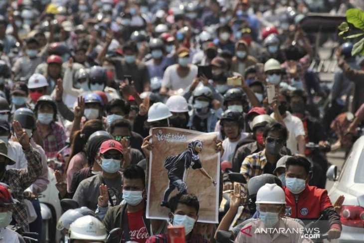 PBB gagal kutuk kudeta, pasukan Myanmar kepung pekerja yang mogok