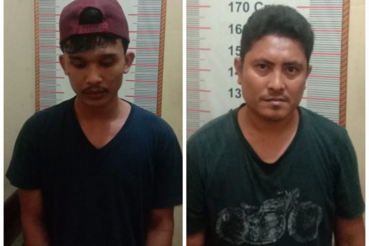 Polsek Hinai Langkat tangkap dua tersangka miliki sabu