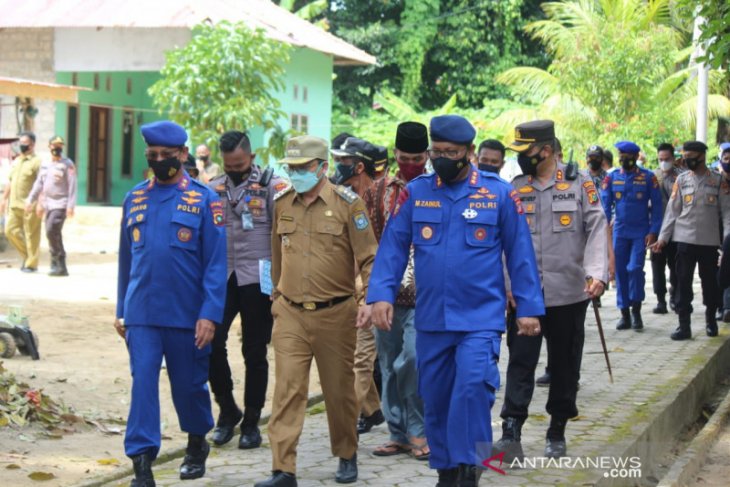Kapolda Babel tinjau kondisi sosial dan keamanan di pulau terluar