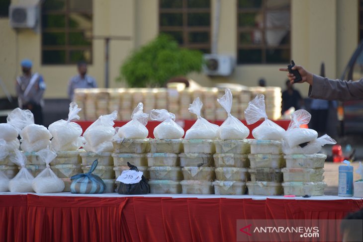 Musnahkan Sabu asal Timur Tengah