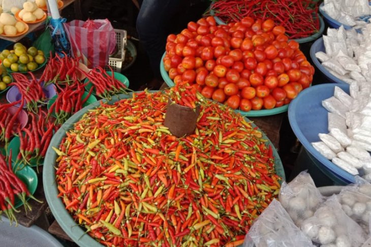 Harga cabai merah di pasar Ambon Rp100.000Kg