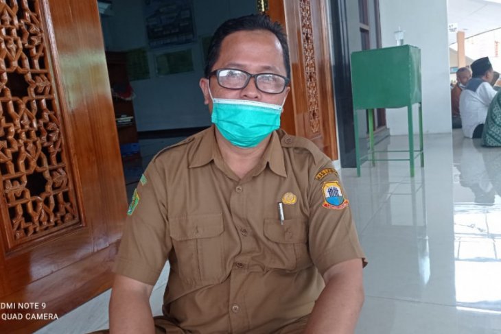 Siswa madrasah pedalaman Lebak belajar di rumah guru