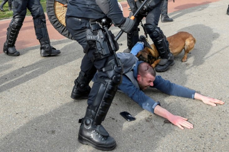 Belanda bakal perpanjang 'lockdown'