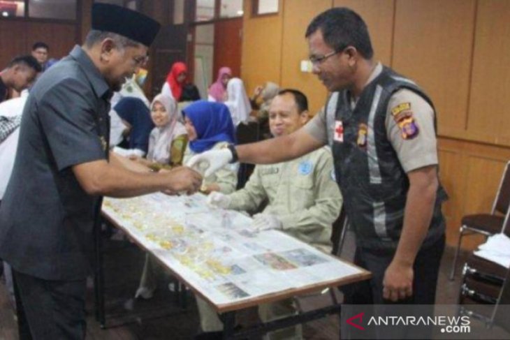 Pemeriksaan urine pegawai honorer di Pemkab Penajam berlanjut