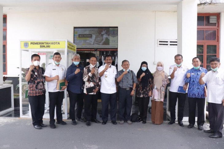 Plt Wali Kota Binjai terima kunjungan Komite Kerjasama Kesehatan