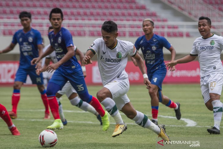 Piala Menpora: Pelatih Arema akui stamina pemainnya belum maksimal