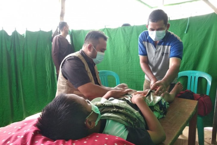 Komunitas sosial di Paser gelar kegiatan di desa tak terjangkau tenaga medis