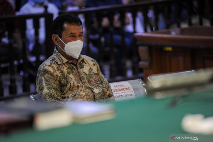 Mantan Bupati Bogor Rachmat Yasin dieksekusi ke Lapas Sukamiskin