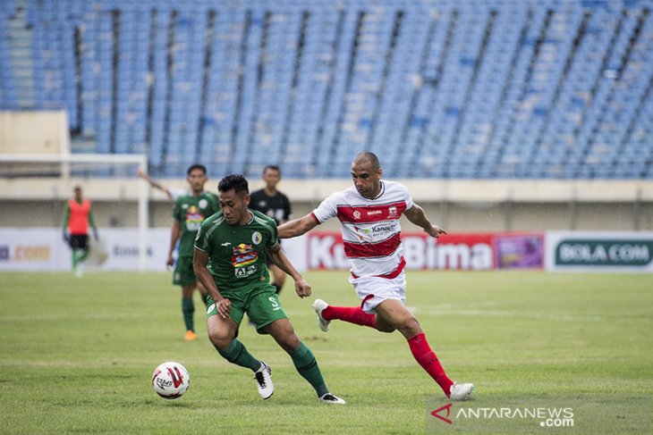 PSS Sleman vs Madura United 