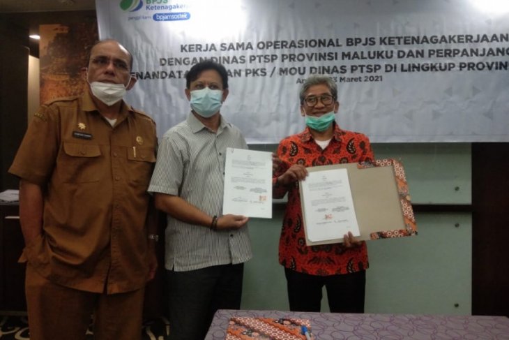 BPJAMSOSTEK - DPMPTSP Maluku perpanjang MoU lindungi tenaga pekerja