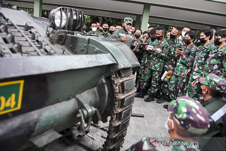 PUSAT PENDIDIKAN PERALATAN TNI AD