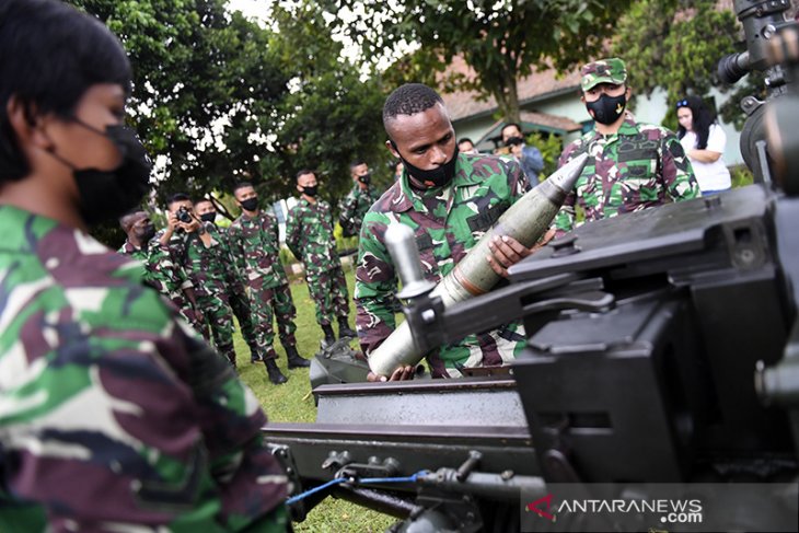 PUSAT PENDIDIKAN PERALATAN KODIKLAT TNI AD