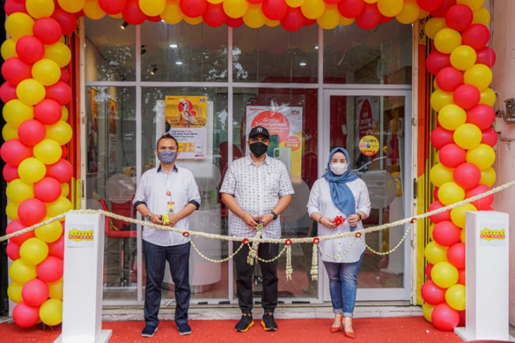 Buka gerai layanan, Indosat Ooredoo dekati pelanggan di Pamekasan