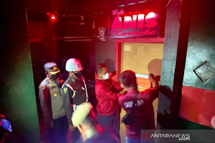 Jelang Ramadhan, puluhan tempat hiburan malam di Bekasi disegel