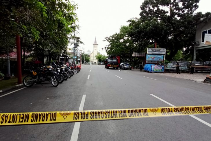 Round Up - Bersatu mengutuk bom di Katedral Makassar