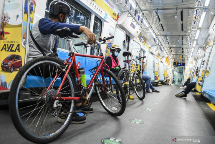 MRT Jakarta uji coba troli sepeda non lipat pada Senin ini
