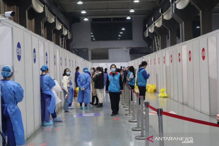 China laporkan lonjakan terbesar harian COVID-19 dalam dua bulan