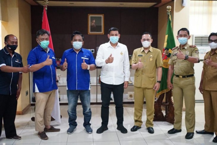 Wali Kota Kediri terima anugerah Hasta Adhiwarta atasi COVID-19