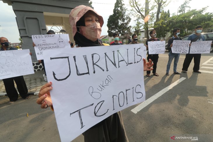 Aksi Solidaritas Jurnalis Kediri