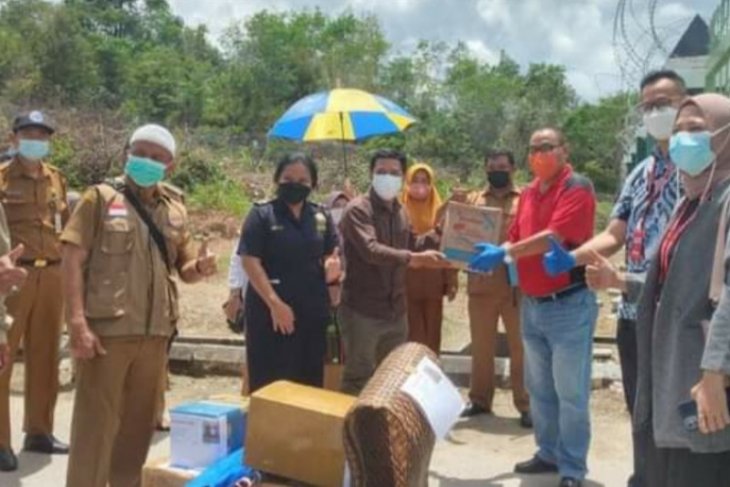 KJRI Kuching memfasilitasi ekspor perdana UMKM Singkawang ke Sarawak