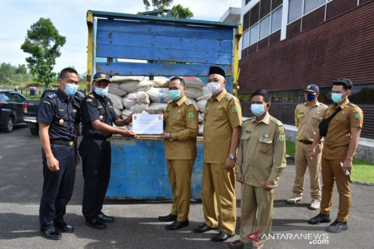 Pemkab Bengkayang terima hibah 6,35 Ton gula dari Bea Cukai